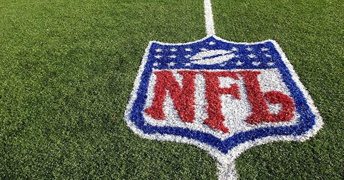 Nike CEO’s Turnaround Plan Began With Call to NFL’s Roger Goodell